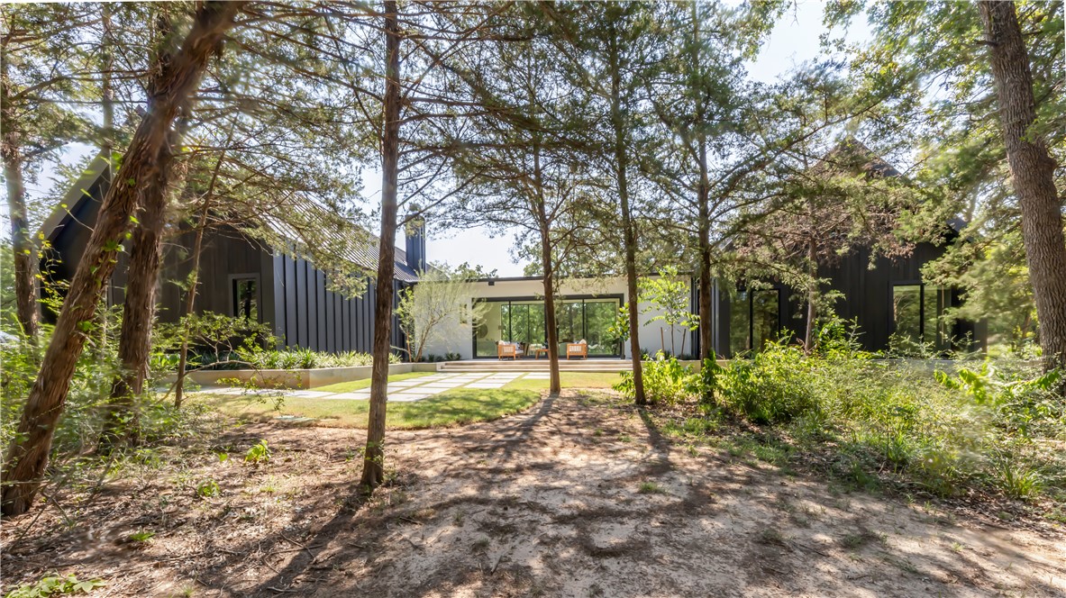 11851 Hopes Creek Road College Station, TX 77845 - Photo 3 of 50 a view of a house with a backyard