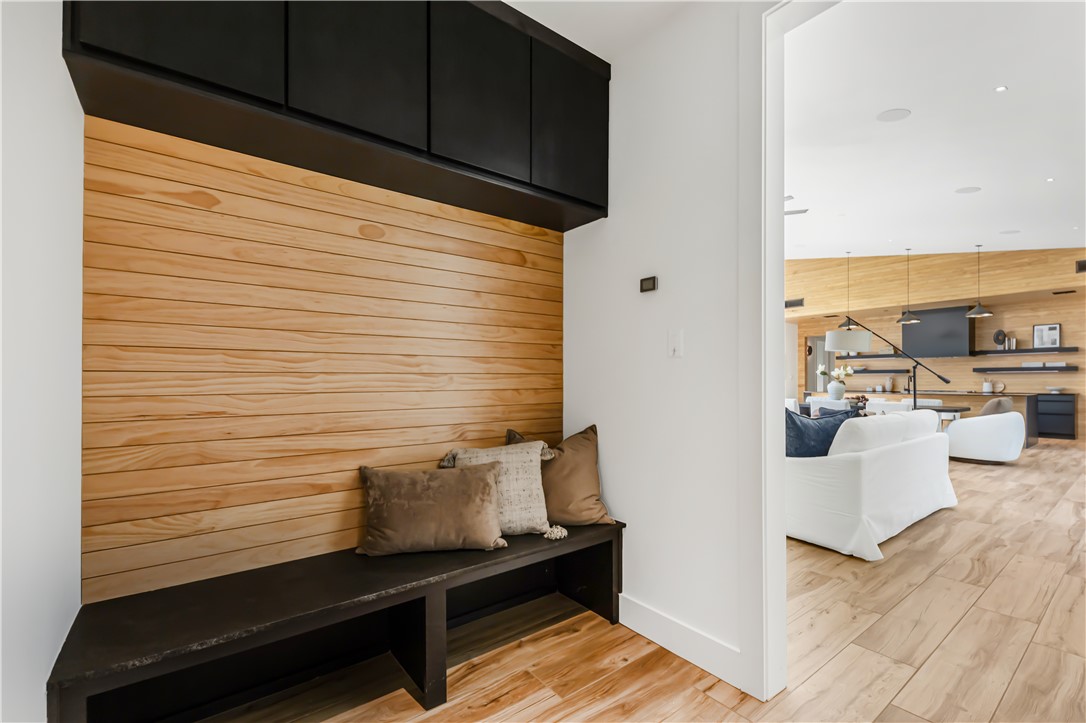 11851 Hopes Creek Road College Station, TX 77845 - Photo 41 of 50 a view of a room with lounge chair