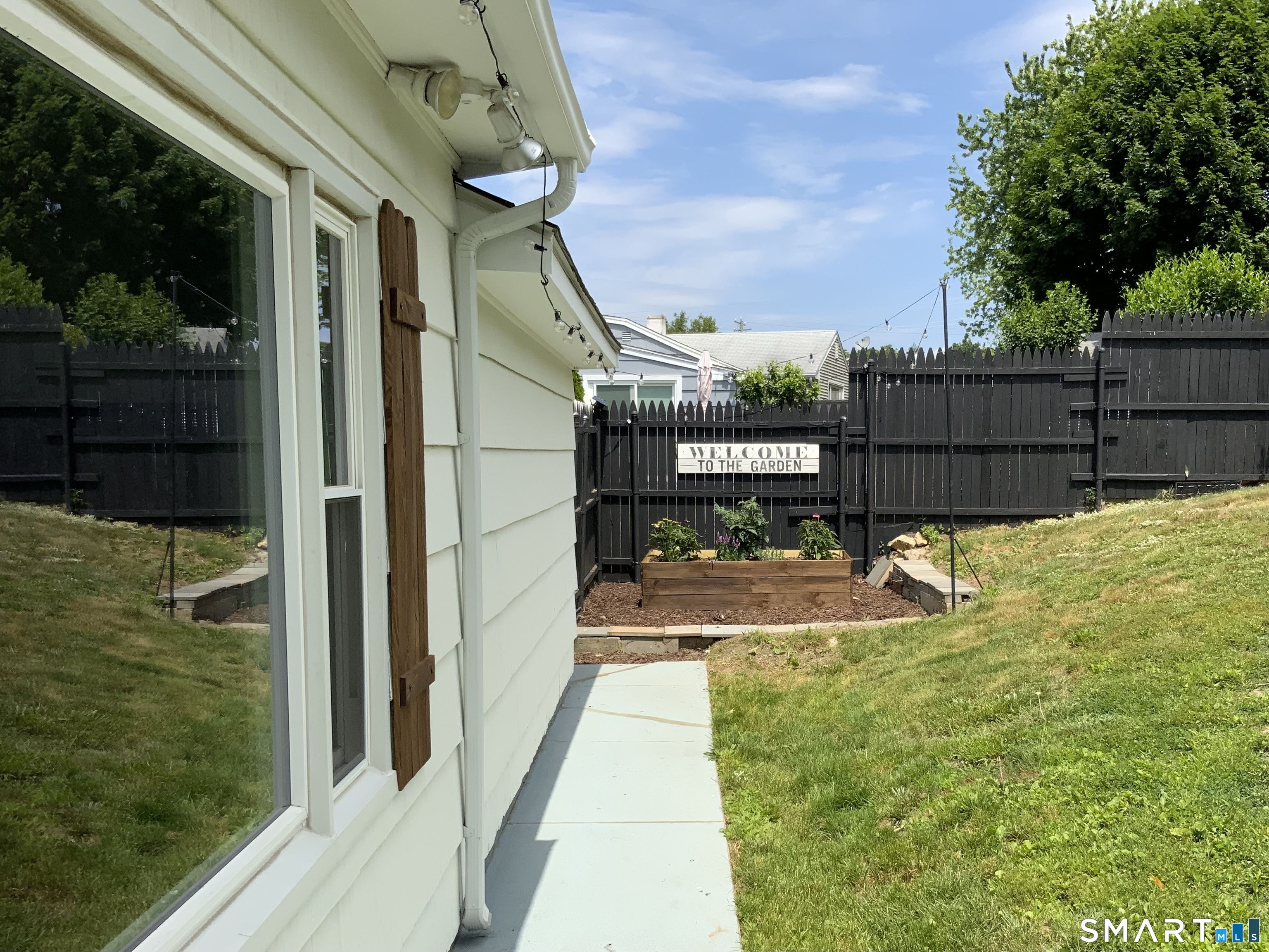 200 Little Deer Road Bridgeport, CT 06606 - Photo 24 of 26