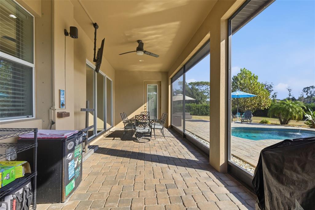 6658 Country Club Road Wesley Chapel, FL 33544 - Photo 36 of 52