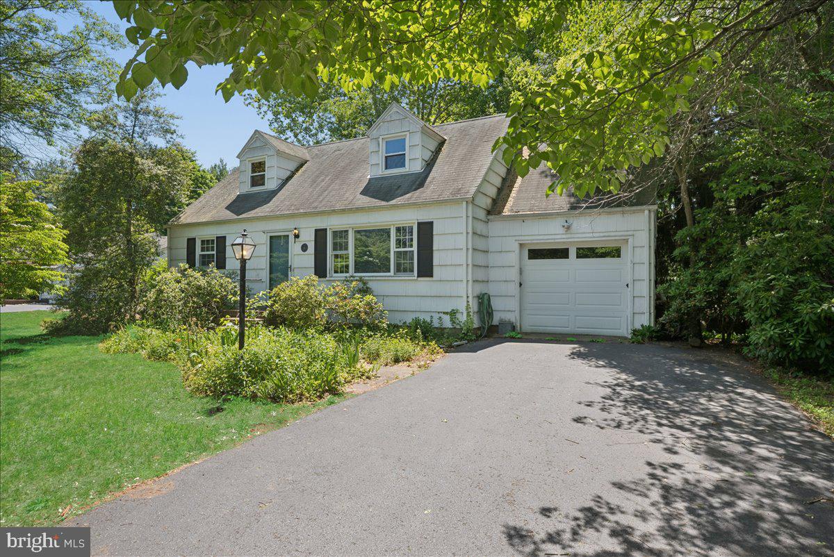 171 1 Mile Road Cranbury, NJ 08512 - Photo 2 of 39