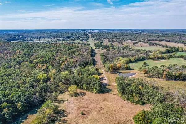 $292,000 | 299 Rogers Avenue, Stoutland, MO 65567