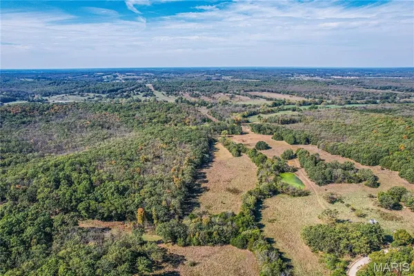 $292,000 | 299 Rogers Avenue, Stoutland, MO 65567