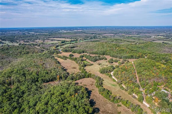 $292,000 | 299 Rogers Avenue, Stoutland, MO 65567