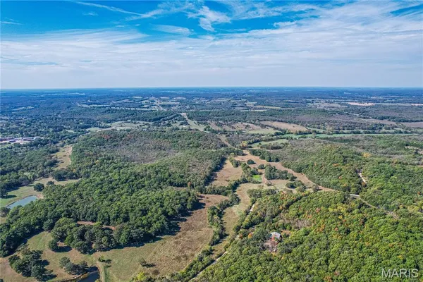 $292,000 | 299 Rogers Avenue, Stoutland, MO 65567