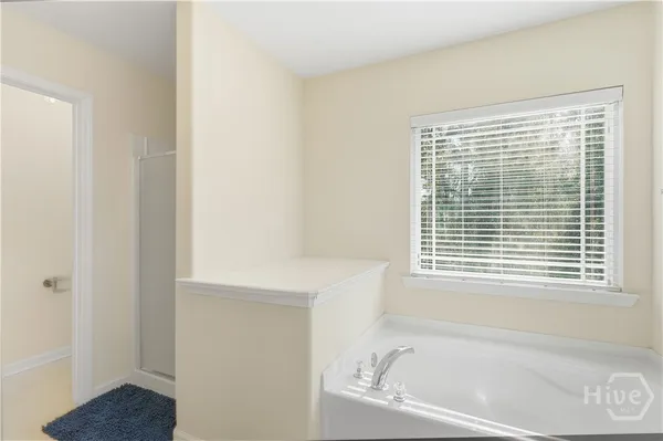 $2,200 | 134 Chapel Lake South, Savannah, GA 31419