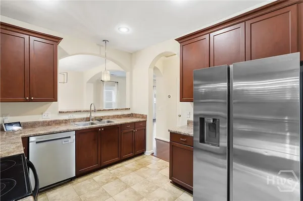 $2,200 | 134 Chapel Lake South, Savannah, GA 31419