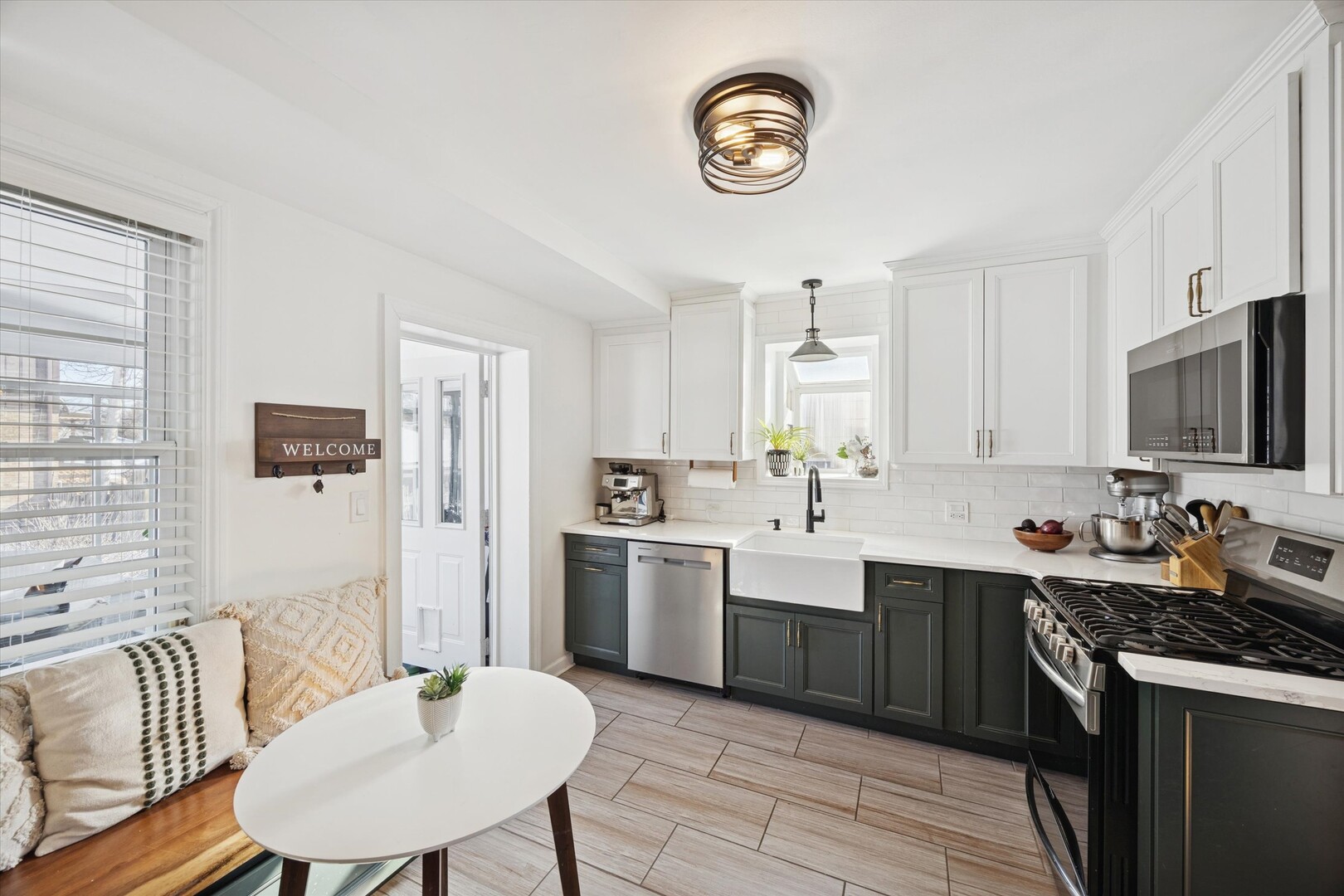 3601 McCormick Avenue Brookfield, IL 60513 - Photo 9 of 39