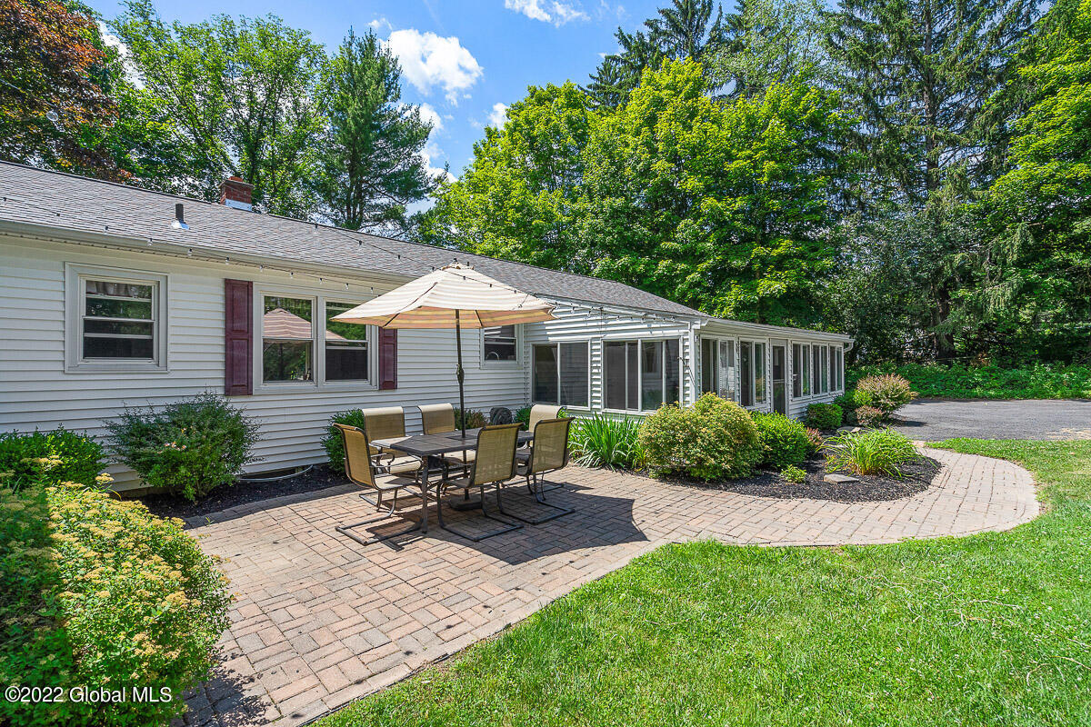 2155 New Scotland Road New Scotland, NY 12159 - Photo 5 of 64 2155 New Scotland Road Slingerlands NY 0
