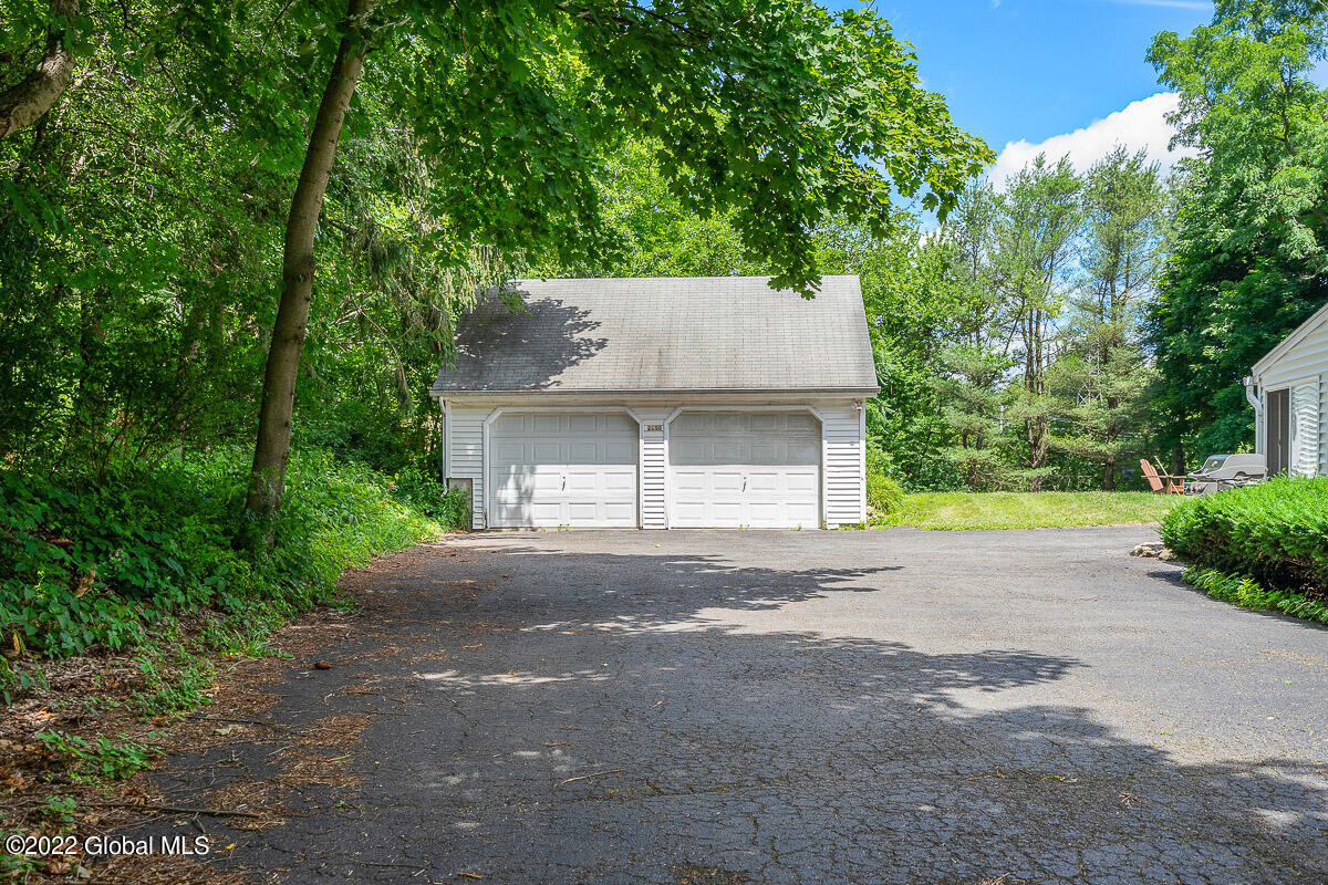 2155 New Scotland Road New Scotland, NY 12159 - Photo 7 of 64 2155 New Scotland Road Slingerlands NY 0