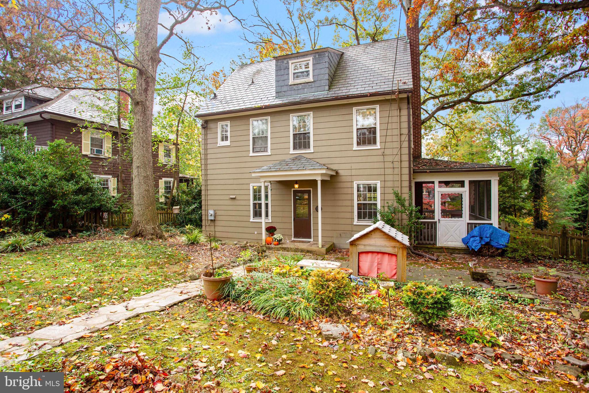 719 Brookwood Road Baltimore, MD 21229 - Photo 38 of 40 Just as lovely from the back