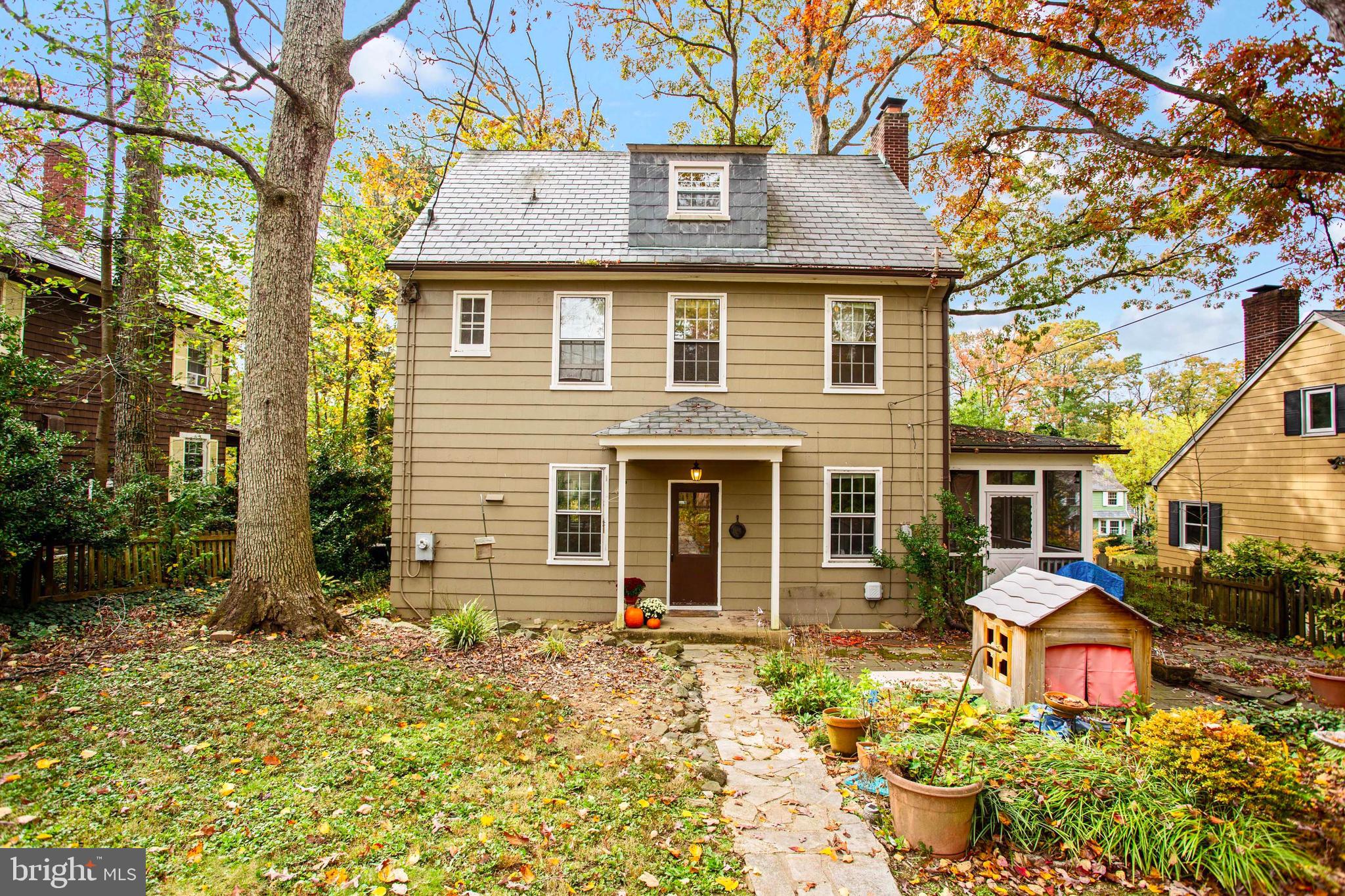 719 Brookwood Road Baltimore, MD 21229 - Photo 39 of 40 Just as lovely from the back