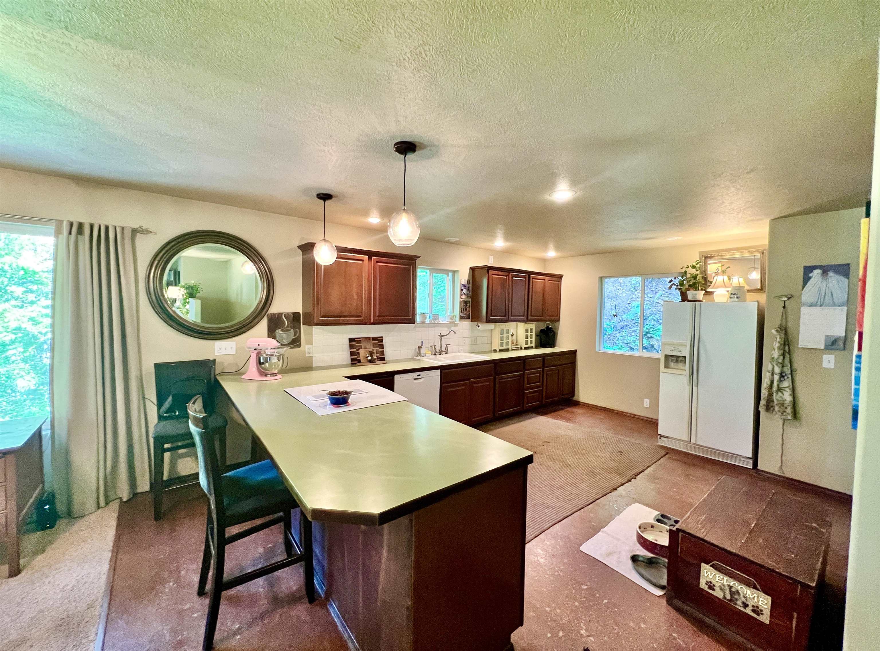 4061 Tamarack Bay Road Loon Lake, WA 99148 - Photo 11 of 50 Gallery Image 11
