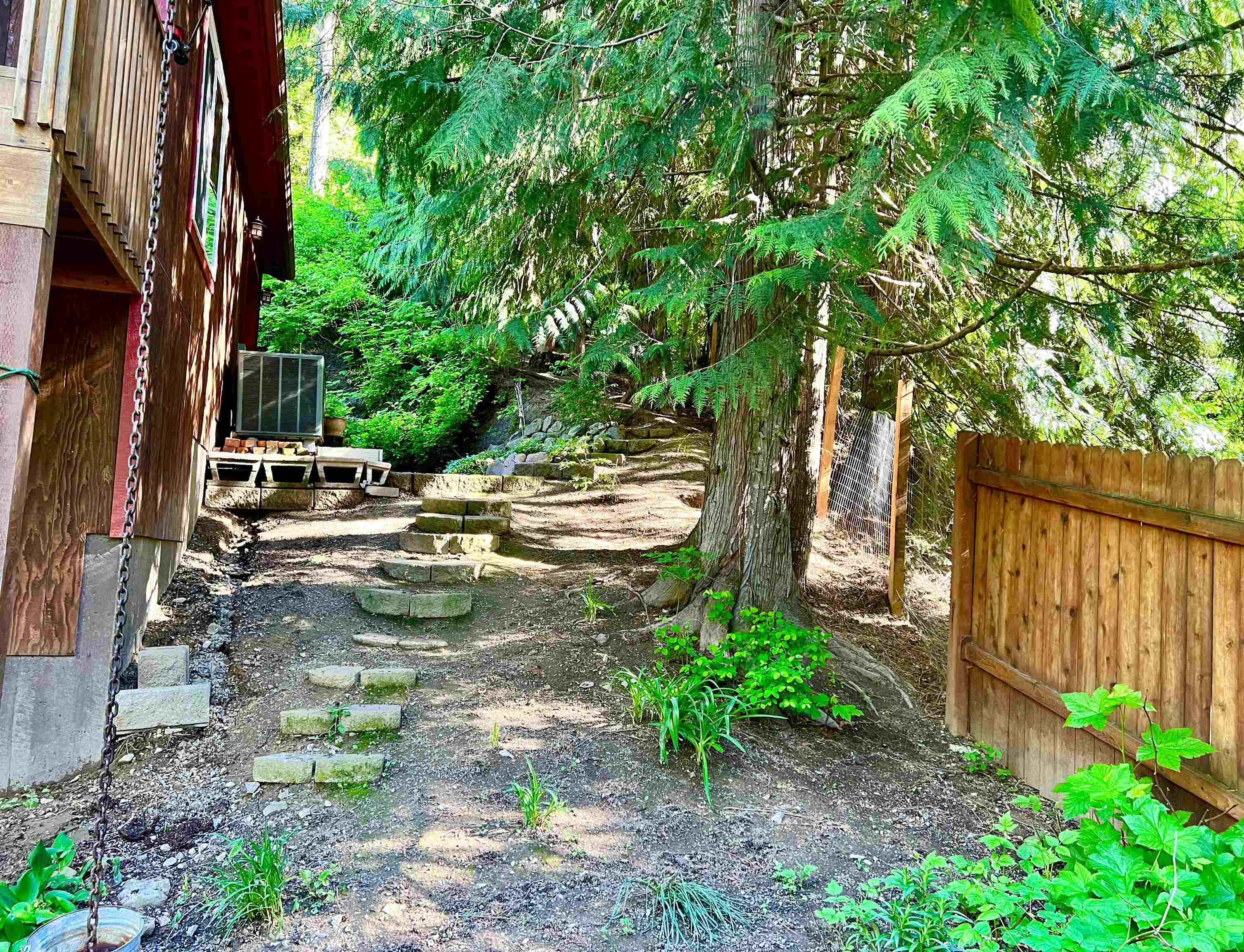 4061 Tamarack Bay Road Loon Lake, WA 99148 - Photo 36 of 50 Gallery Image 36