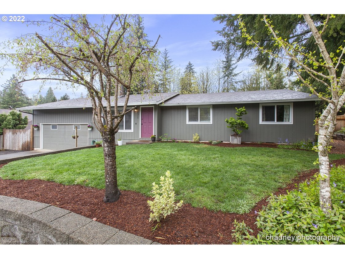 36315 Yocum Loop Sandy, OR 97055 - Photo 1 of 32 Gallery Image 1