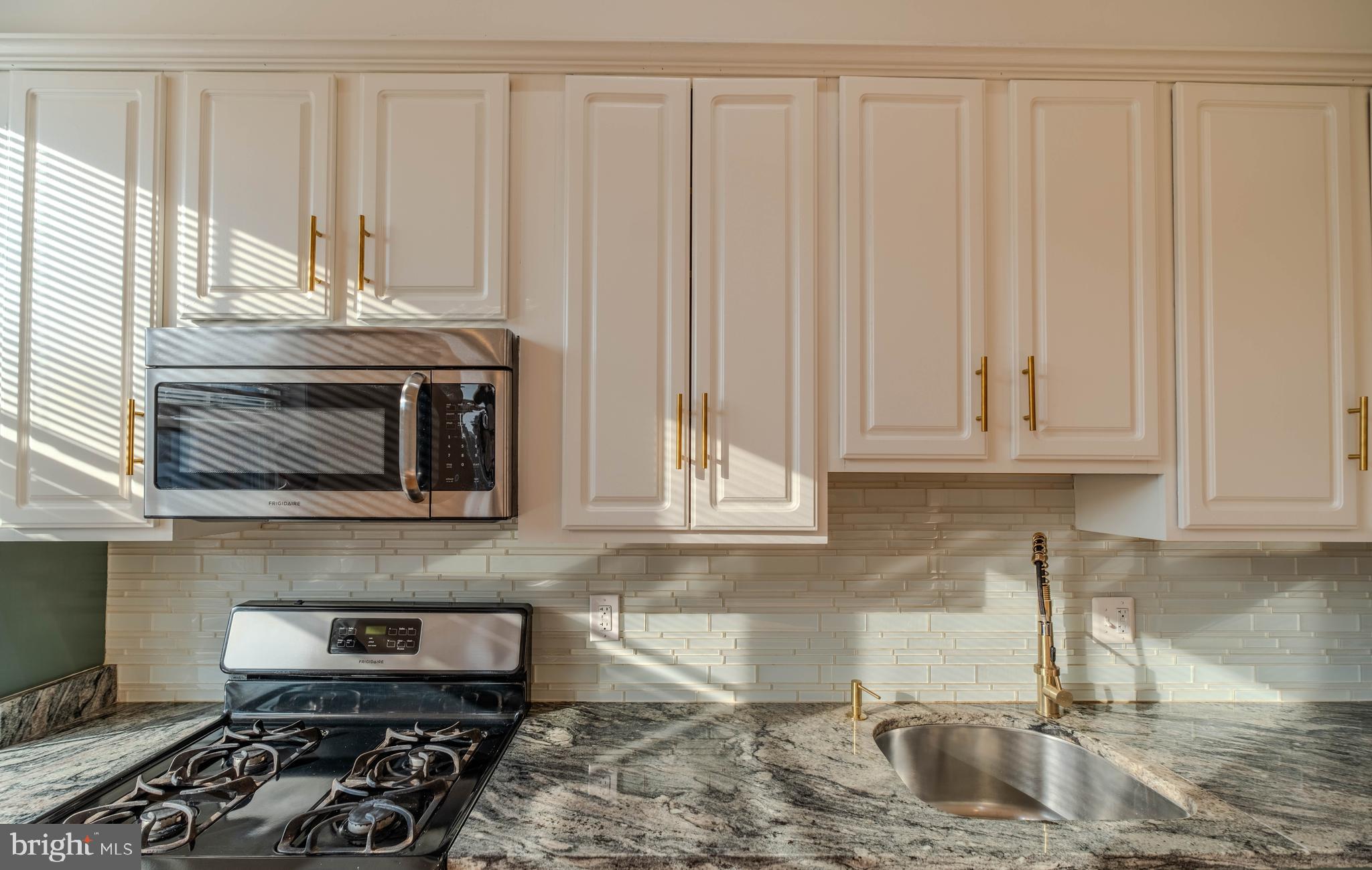 1629 L Street Northeast, Unit 305 Washington, DC 20002 - Photo 2 of 27