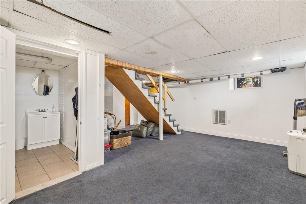 80 Vassar Street Worcester, MA 01602 - Photo 39 of 42