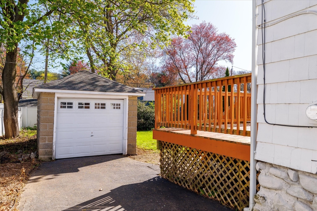 80 Vassar Street Worcester, MA 01602 - Photo 7 of 42