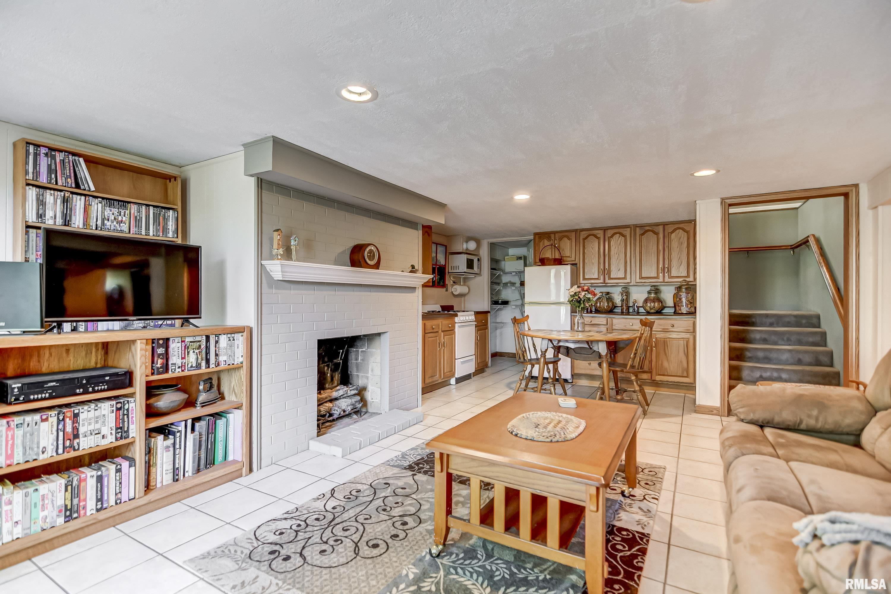 81 Island Bay Lane Springfield, IL 62712 - Photo 56 of 77
