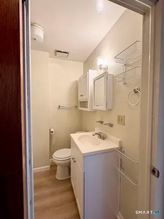 $1,750 | 254 Ward Street, Unit 2, Wallingford, CT 06492