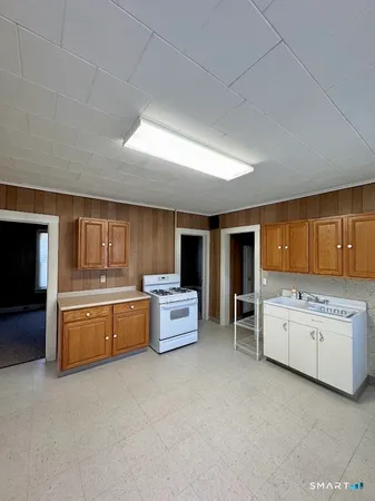 $1,750 | 254 Ward Street, Unit 2, Wallingford, CT 06492