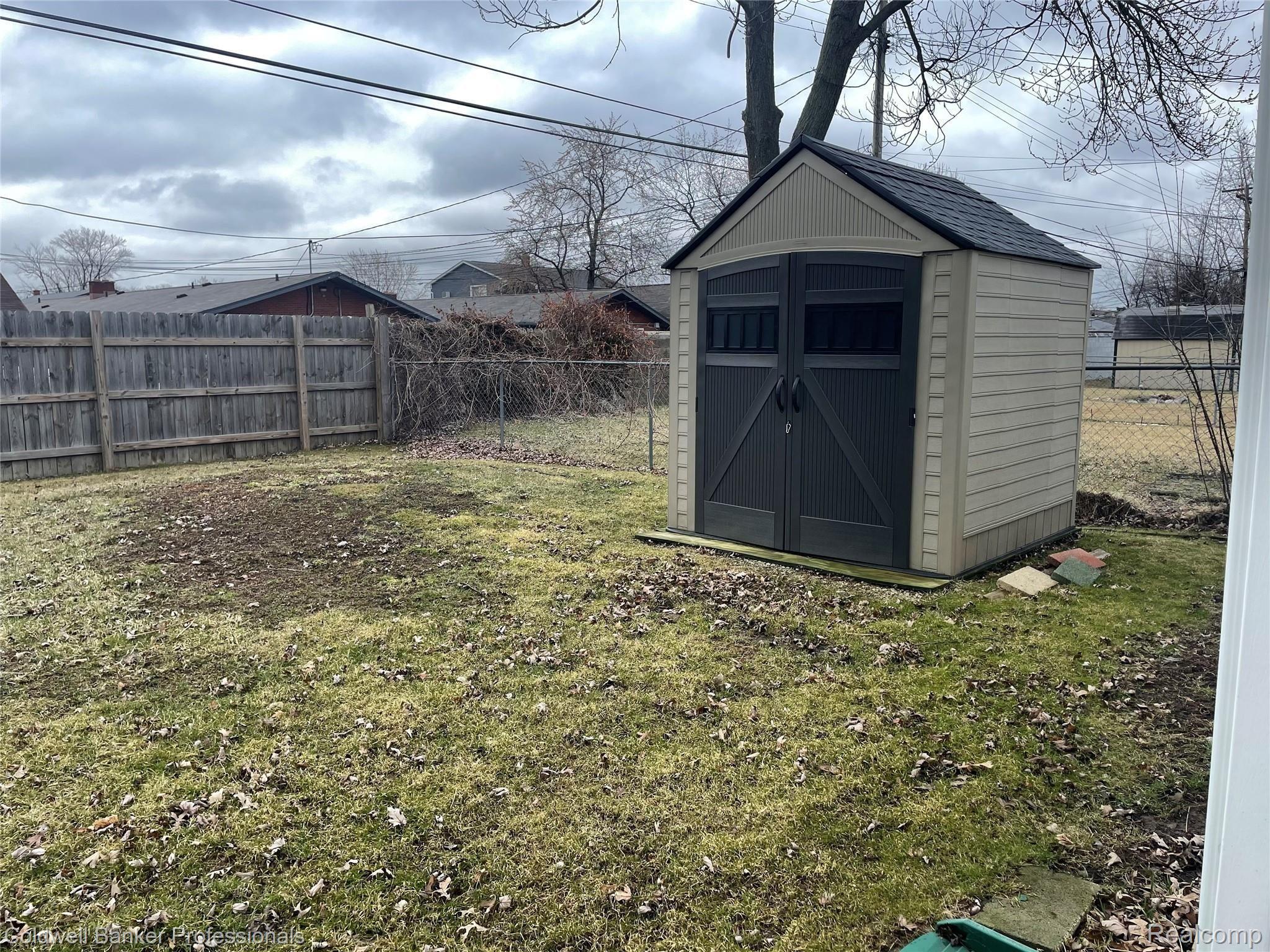 4006 Durham Road Royal Oak, MI 48073 - Photo 15 of 15 IMG-8768.jpg