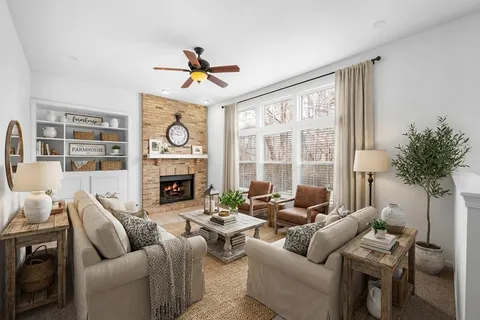 $499,000 | 18500 West Aspen Court, Grayslake, IL 60030