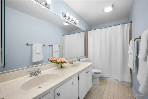 $499,000 | 18500 West Aspen Court, Grayslake, IL 60030