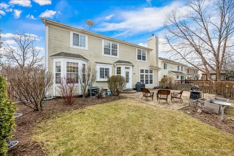 $499,000 | 18500 West Aspen Court, Grayslake, IL 60030