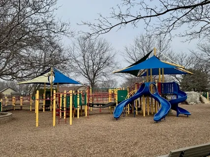 $499,000 | 18500 West Aspen Court, Grayslake, IL 60030