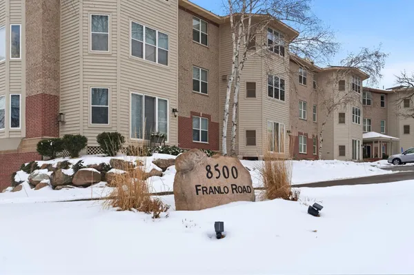 $329,900 | 8500 Franlo Road, Unit 212, Eden Prairie, MN 55344