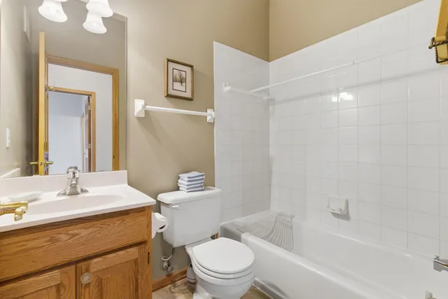 $349,900 | 8500 Franlo Road, Unit 212, Eden Prairie, MN 55344