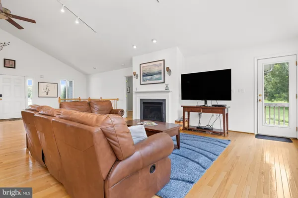 $1,150,000 | 125 Lake Court, Bumpass, VA 23024