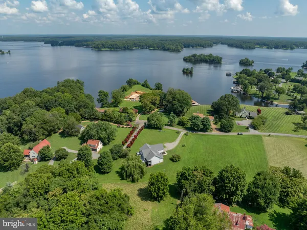 $1,150,000 | 125 Lake Court, Bumpass, VA 23024