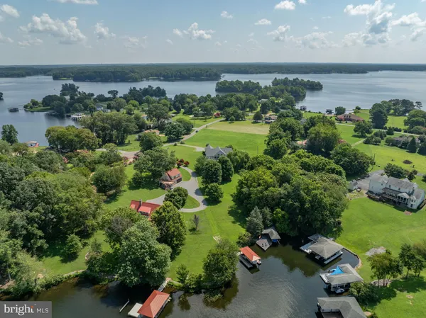 $1,150,000 | 125 Lake Court, Bumpass, VA 23024