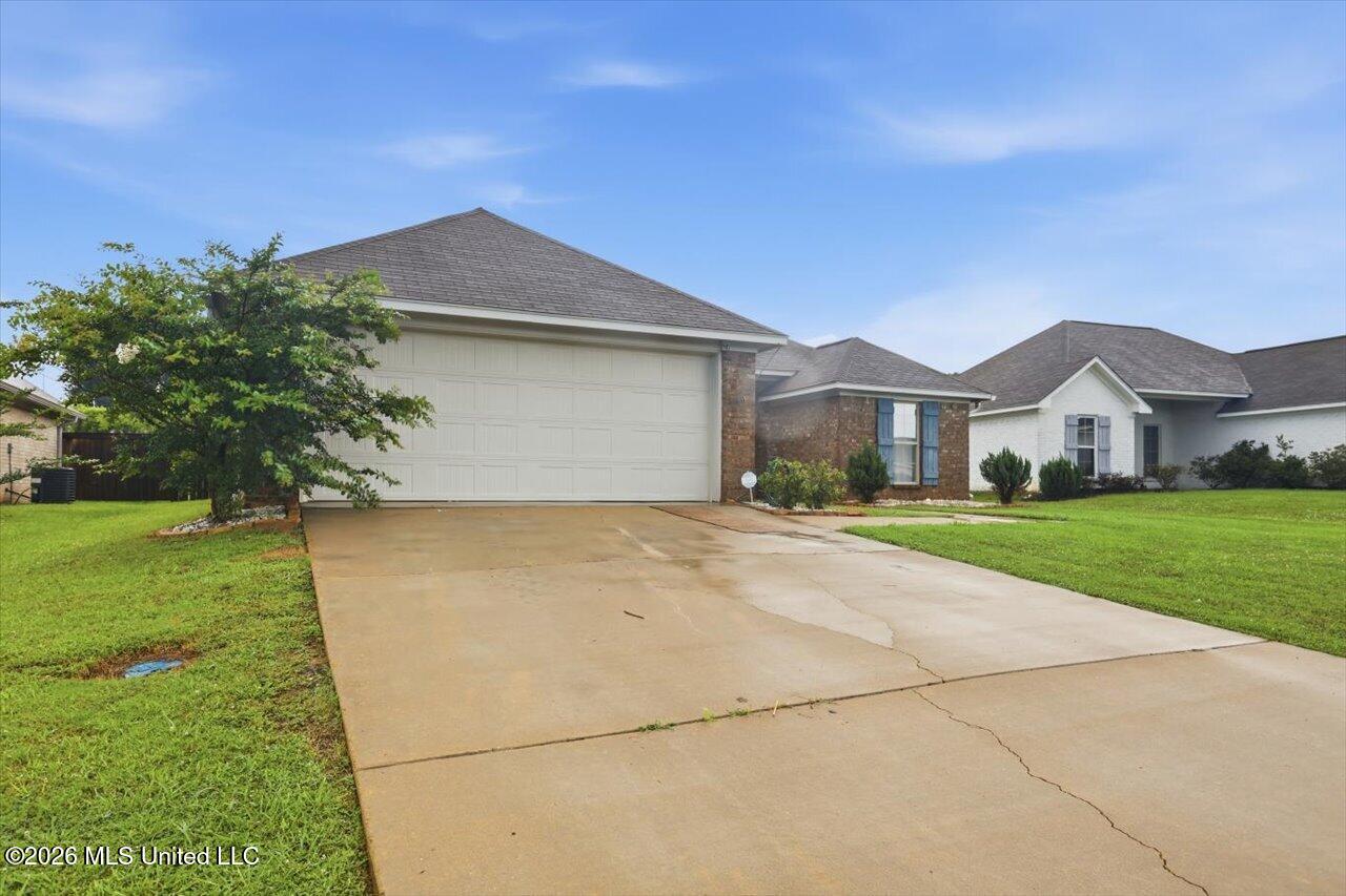 903 Filmore Dr. Brandon, MS 39042 - Photo 3 of 23 03-903 Filmore Dr _ Hometoursms.com