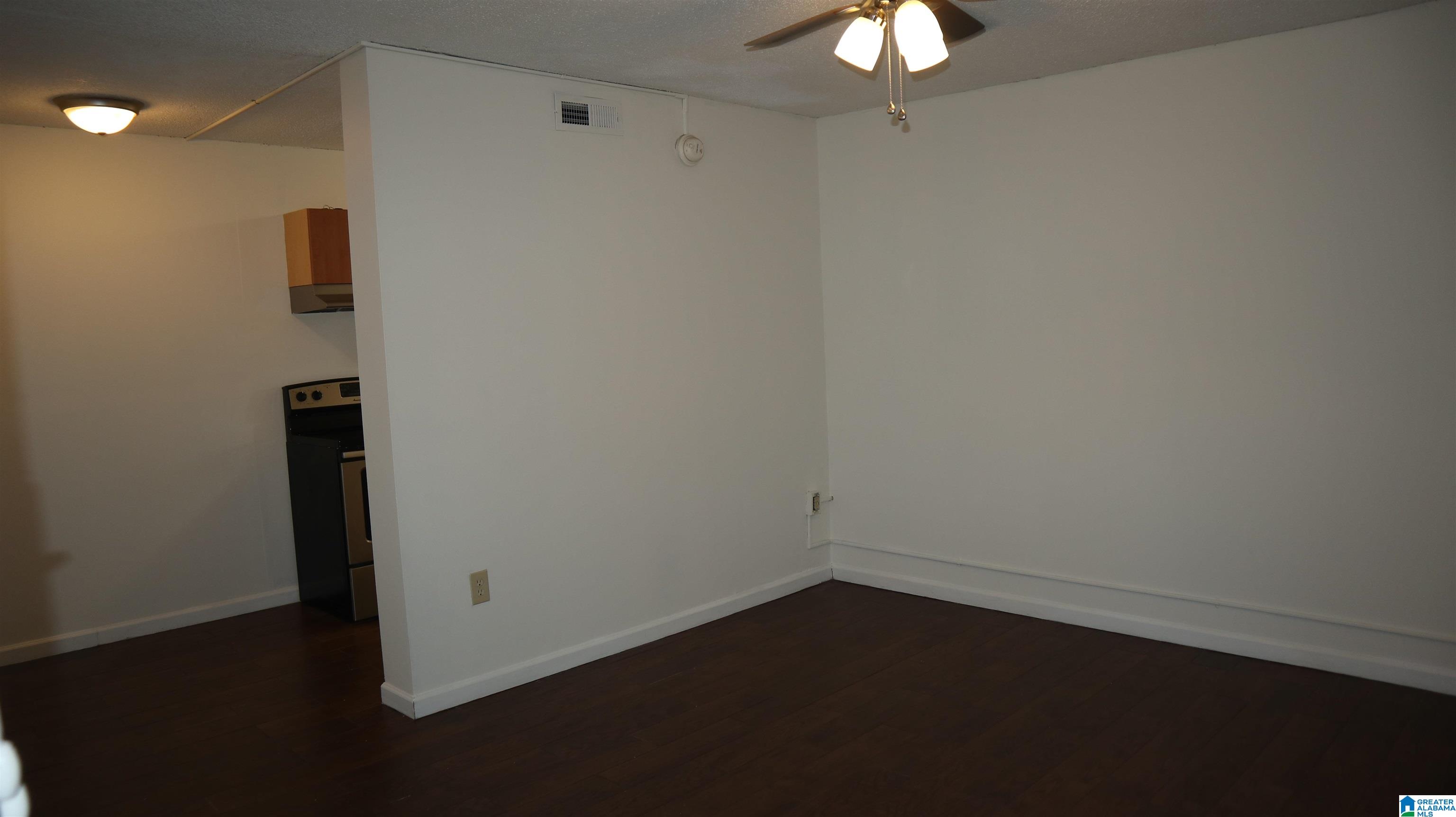 2990 Rhodes Circle South, Unit 108 Birmingham, AL 35205 - Photo 3 of 12