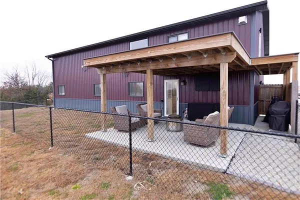 $950,000 | 32184 East 237th Street, Ridgeway, MO 64481