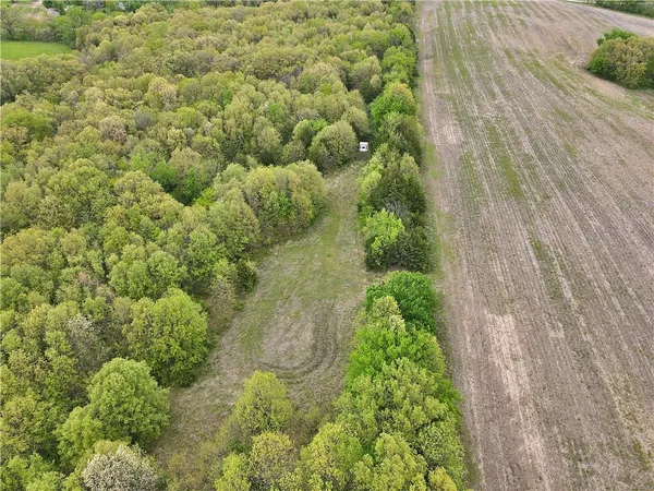 $950,000 | 32184 East 237th Street, Ridgeway, MO 64481