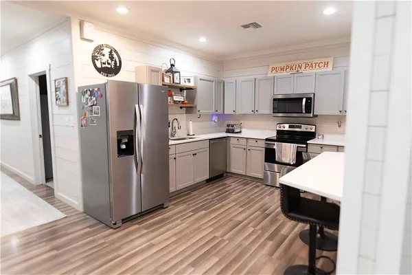 $950,000 | 32184 East 237th Street, Ridgeway, MO 64481