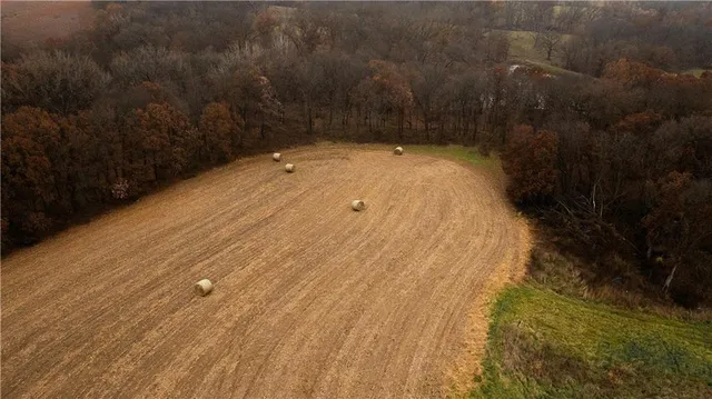 $1,000,000 | 32184 East 237th Street, Ridgeway, MO 64481