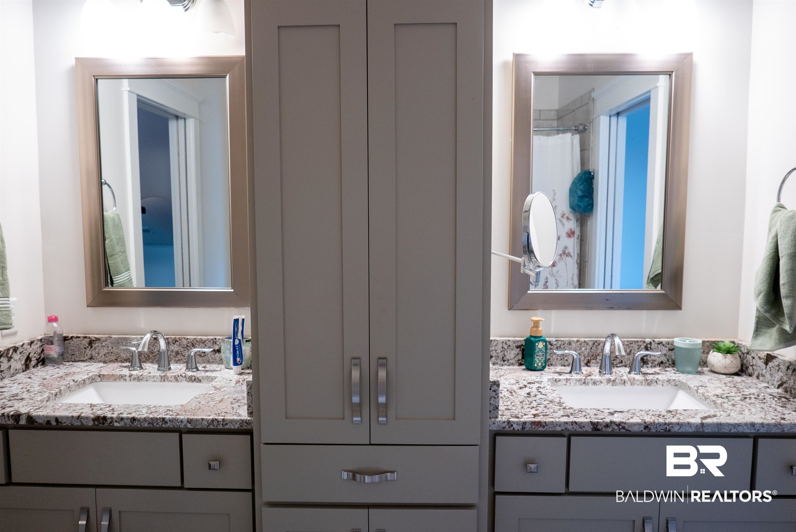 6684 Garrison Drive Daphne, AL 36527 - Photo 19 of 35 Bathroom with vanity