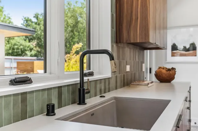 $1,995,000 | 216 1st Street East, Sonoma, CA 95476