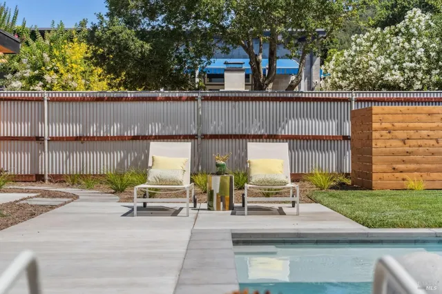 $1,995,000 | 216 1st Street East, Sonoma, CA 95476