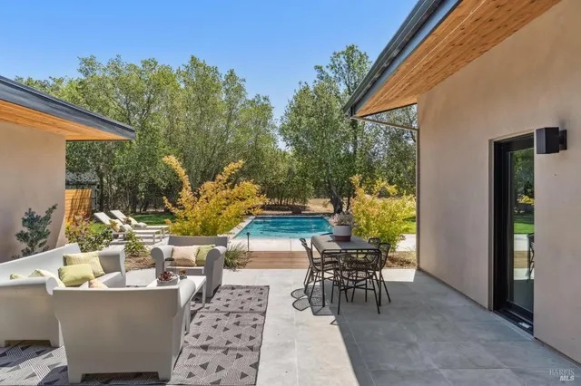 $1,995,000 | 216 1st Street East, Sonoma, CA 95476