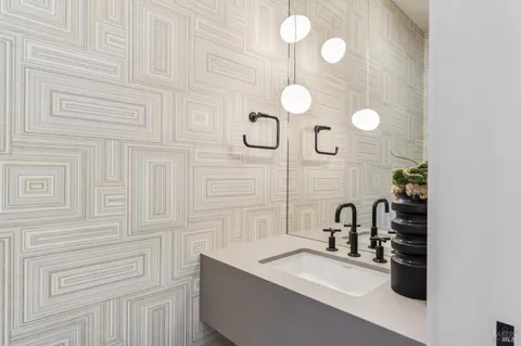 $1,995,000 | 216 1st Street East, Sonoma, CA 95476