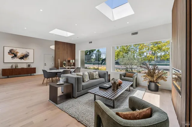 $1,995,000 | 216 1st Street East, Sonoma, CA 95476