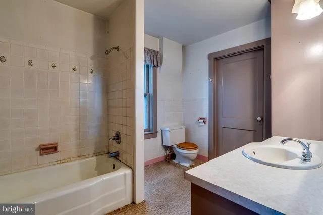 $220,000 | 2134 Main Street, Lititz, PA 17543