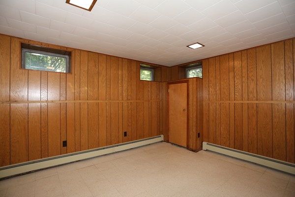 28 Highgate Road Framingham, MA 01701 - Photo 19 of 22 Gallery Image 19