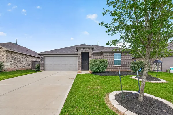 $2,000 | 40310 Bermuda Ivy Street, Magnolia, TX 77354